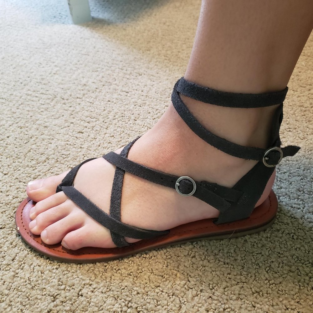 American Eagle Gray Suede Strappy Sandals